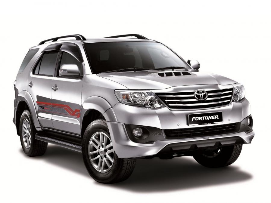  Toyota Fortuner Sportivo by TRD 2011 года  (фото 7 из 7)